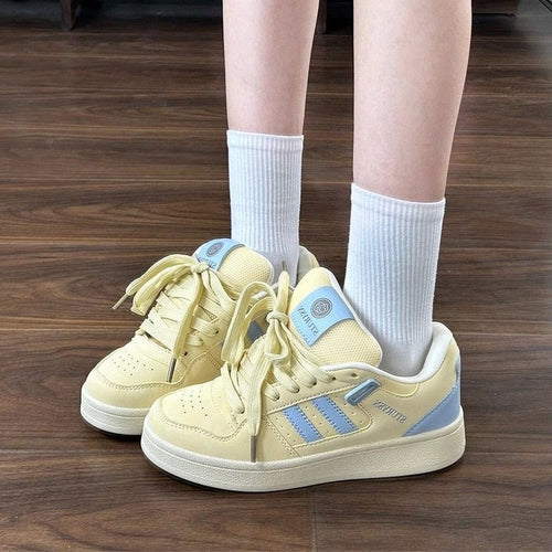 Damen Sportliche Sneakers mit ausgeprägtem Dämpfungssystem und bequemer Schnürung R&B