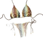 Damen Häkel-Bikini mit kontrastierenden Wellenmustern