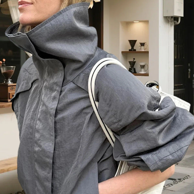 Damen Leichte Utility-Jacke mit hohem Stehkragen und lässigem Schnitt R&B