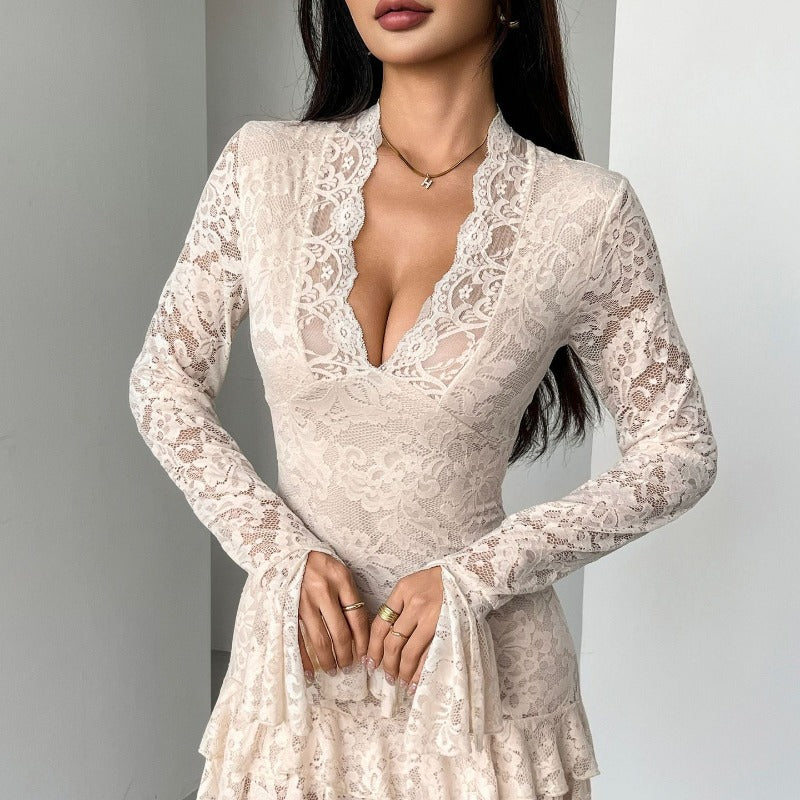 Damen Spitzenkleid mit Rüschendetails R&B