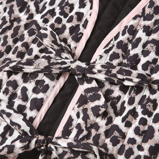 Damen gesteppte Weste mit Leopardenmuster und dekorativem Bindeband R&B