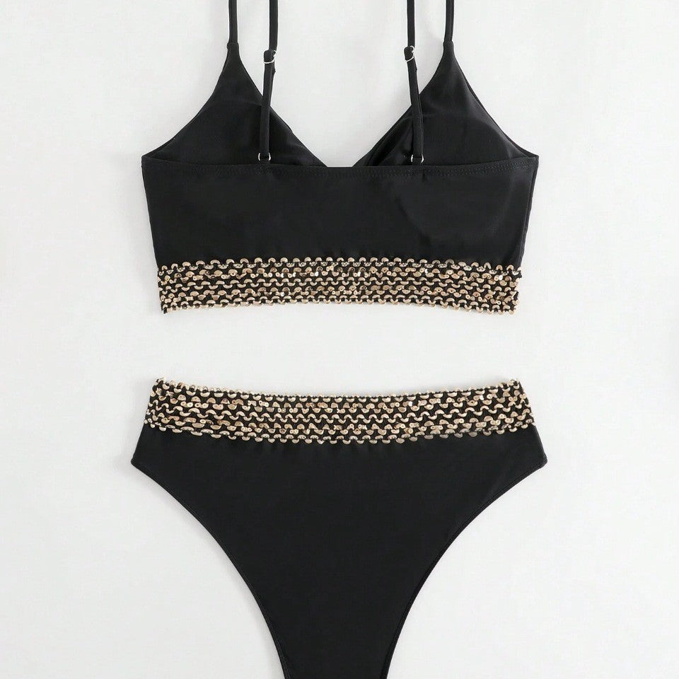 Damen Hochgeschnittener Bikini mit eleganter Kettenverzierung R&B
