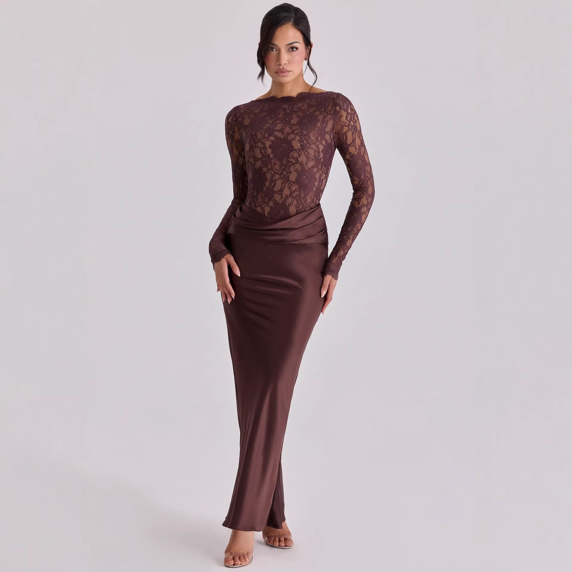 Damen Elegantes Spitzenoberteil mit fließendem Satinkleid R&B