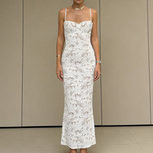 Damen Elegantes Spitzenabendkleid mit tailliertem Schnitt und raffinierten Details R&B