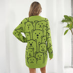Damen Strickkleid mit Bärenmotiv und Schnitt