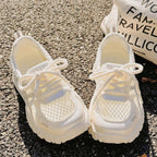 Damen Atmungsaktive Sneaker mit modischem Netzdesign und Glitzerakzenten