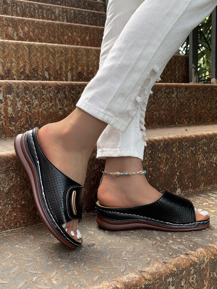 Damen Offene Clogs mit atmungsaktiver Lochstruktur und sicherem Riemendesign R&B