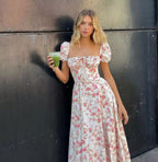 Damen Sommerliches Blumenkleid mit hochgeschlossenem Ausschnitt und Puffärmeln R&B