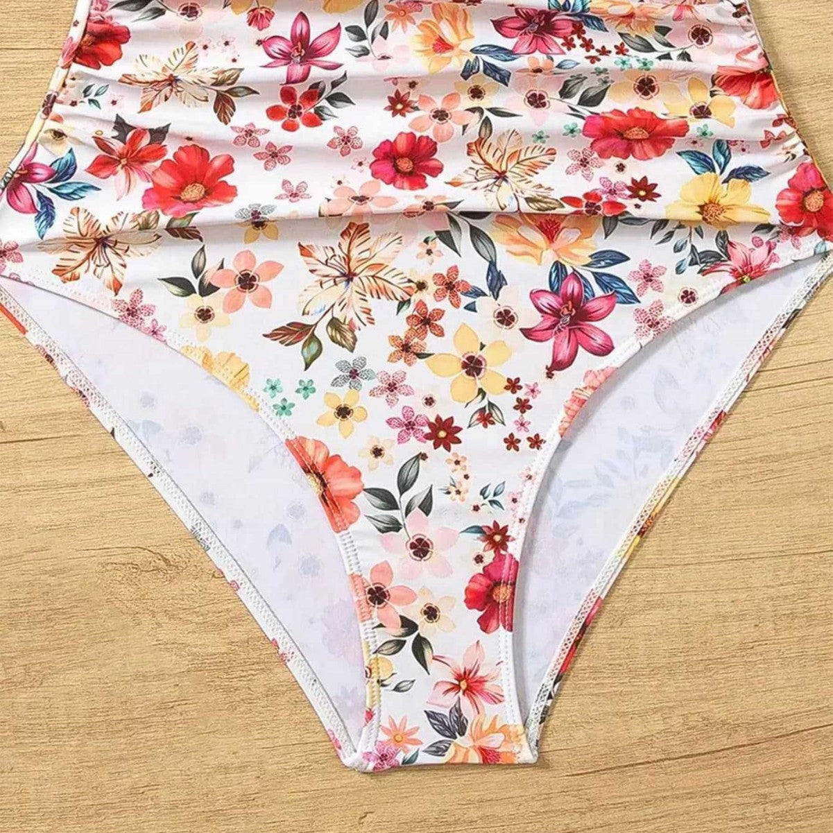 Damen Einstückiger Badeanzug mit raffiniertem Falten-Design R&B