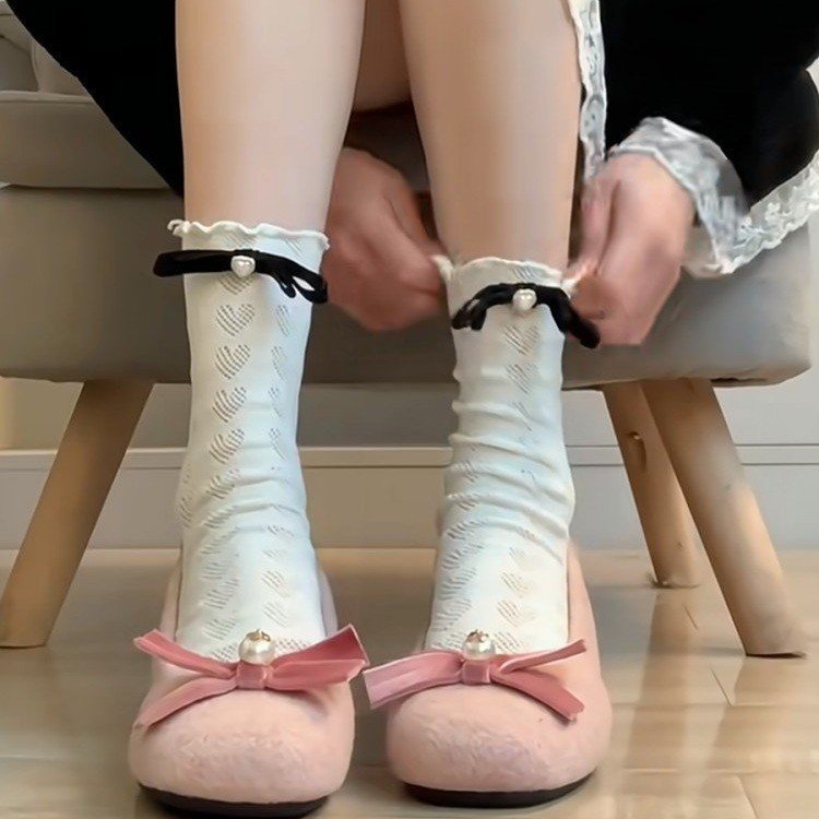 Damen Elegante und verspielte Socken mit Seidenbändern R&B