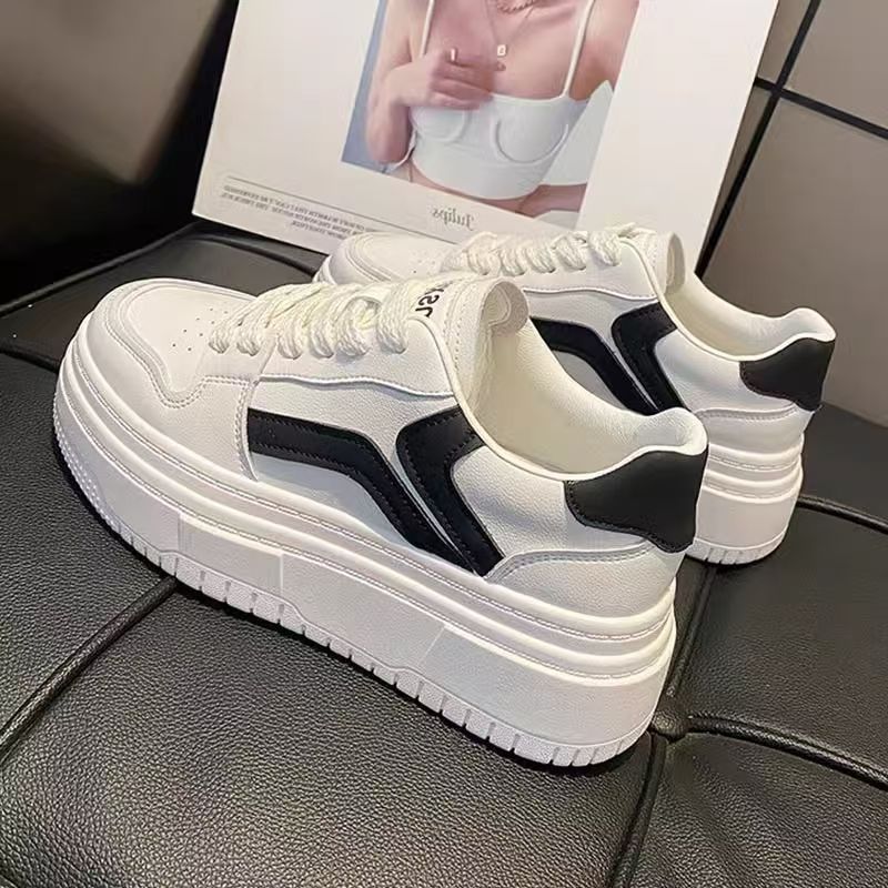 Damen Elegante und modische Sneakers mit hoher Plateausohle