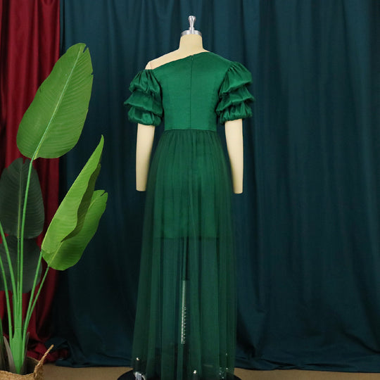 Damen Elegantes Tüllkleid mit asymmetrischem Ausschnitt und voluminösen Puffärmeln R&B