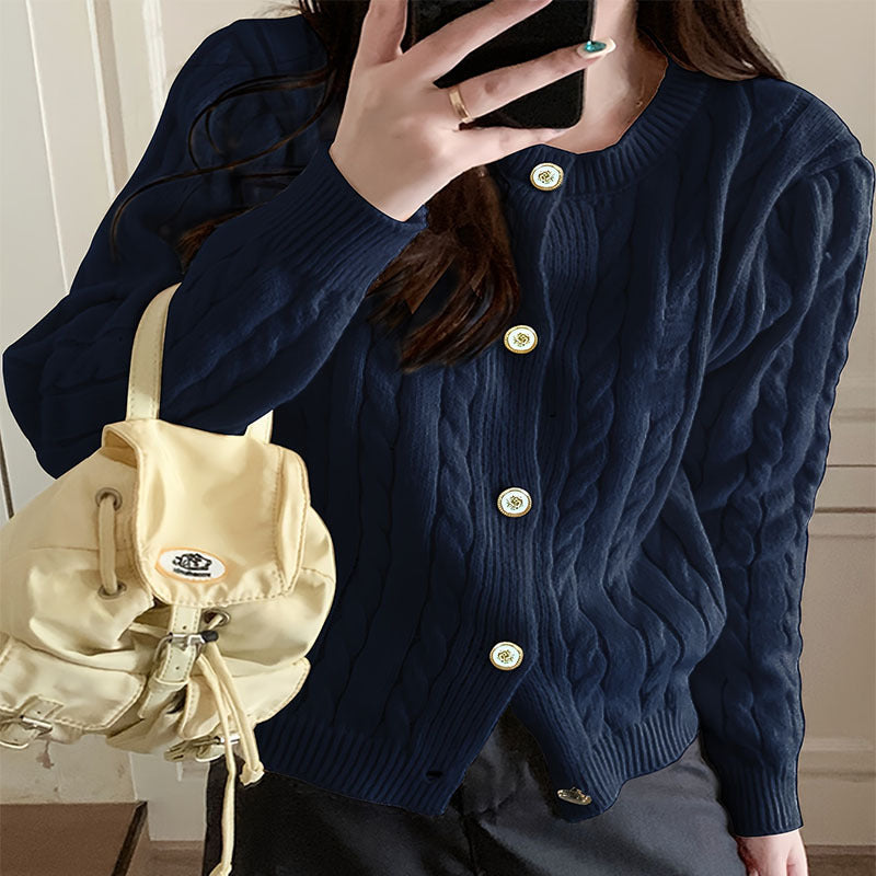 Damen Grobstrickjacke mit Knopfverschluss und besonderem Zopfmuster R&B