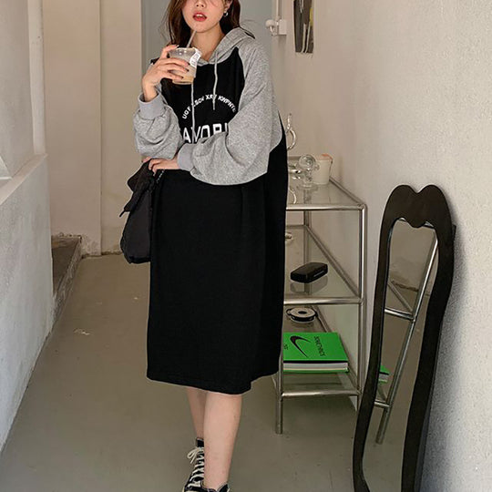 Damen Hoodie-Kleid im lässigen Oversized-Stil mit grafischem Druck und seitlichen Eingrifftaschen R&B