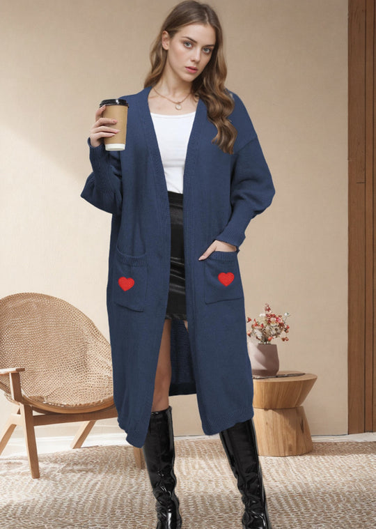 Damen Strickjacke mit Herzapplikationen und lockerer Passform R&B