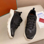 Damen sportive Freizeitsneakers mit atmungsaktiver Oberflächenstruktur und dämpfender Sohle R&B