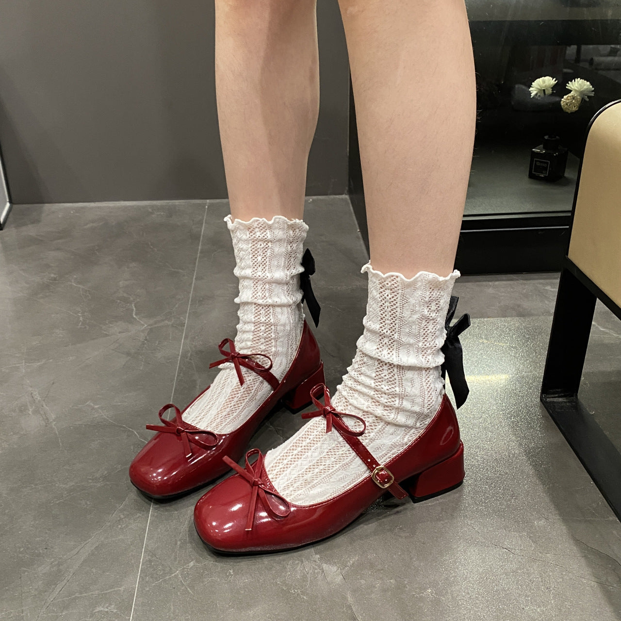 Damen Elegante Ballerinas mit dekorativen Schleifen und hochwertiger Lack-Optik R&B