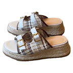Damen komfortable Wedge-Pantoletten mit doppeltem Riemchen und geflochtenem Detail R&B