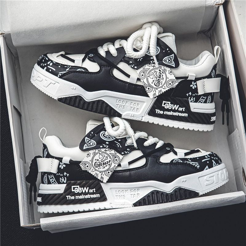 Damen Sportliche Sneakers mit modernem grafischen Design und hoher Dämpfung