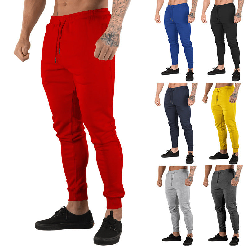 Herren nan schmal geschnittene Fleece-Freizeithose mit Tunnelzug, Eingrifftaschen und Rippbündchen R&B