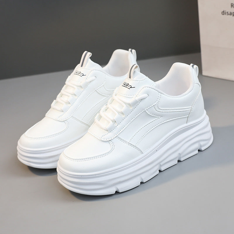 Damen Sneaker mit hochgezogenem Sohlenprofil und atmungsaktiver Oberflächenstruktur R&B