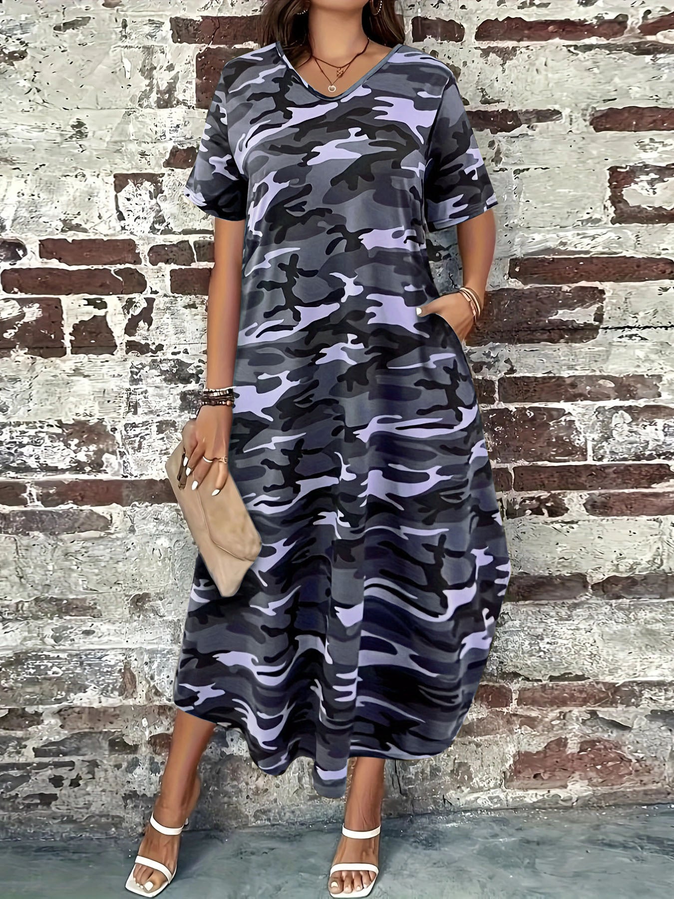 Damen Maxi-Kleid mit modernem Camouflage-Design und praktischen Taschen R&B