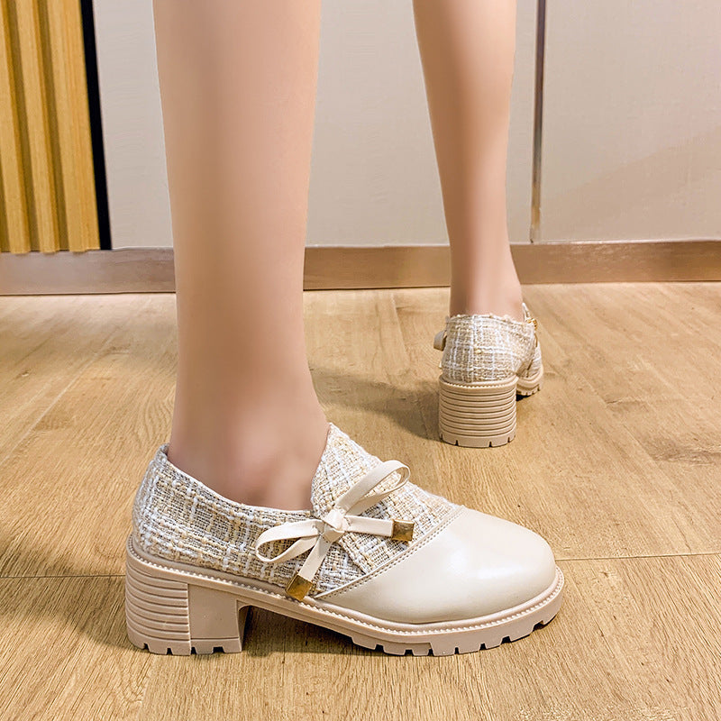 R&B | Das elegante Paar bunter Schuhe mit Schleife
