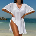 Damen Strandkleid mit dekorativem Pompon-Besatz und elegantem V-Ausschnitt R&B