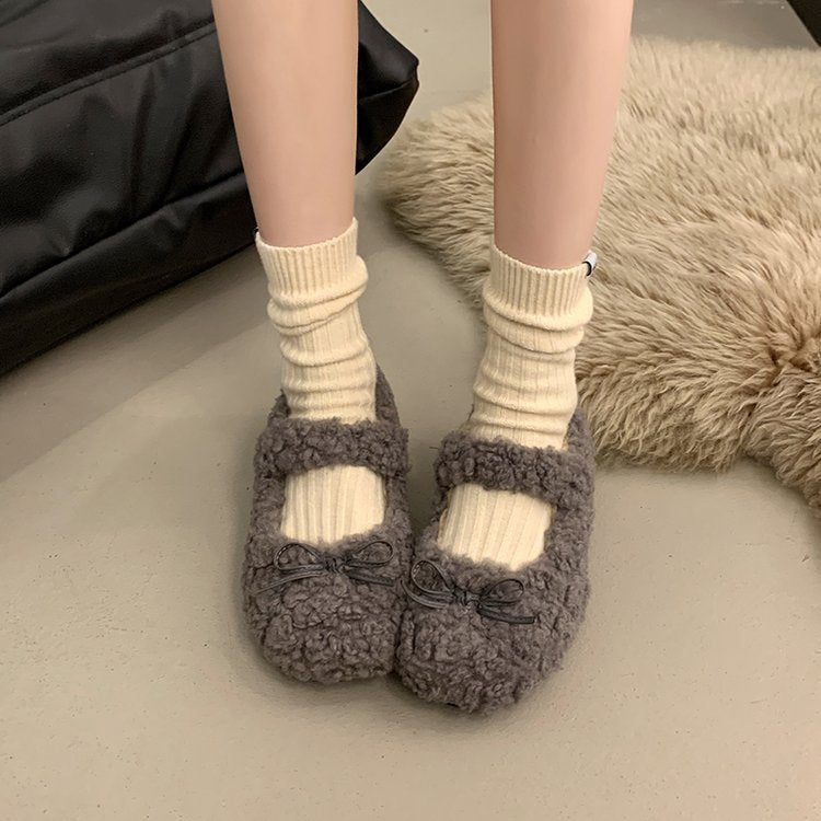 Damen Flauschige Hausschuhe mit elegantem Riemendesign R&B