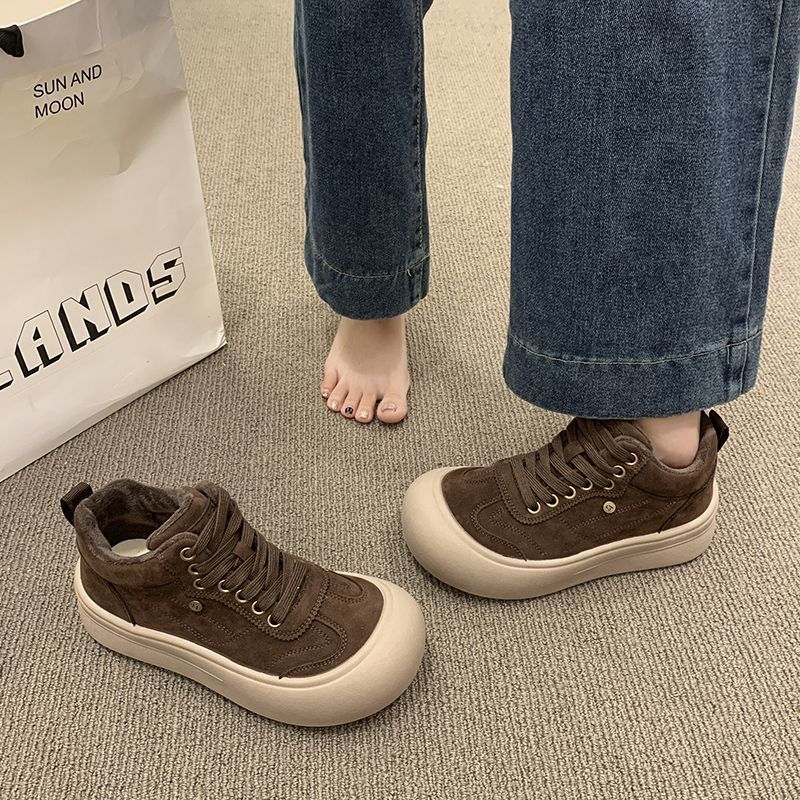 Damen Chunky Sneakers mit weichem Veloursleder und dämpfender Sohle
