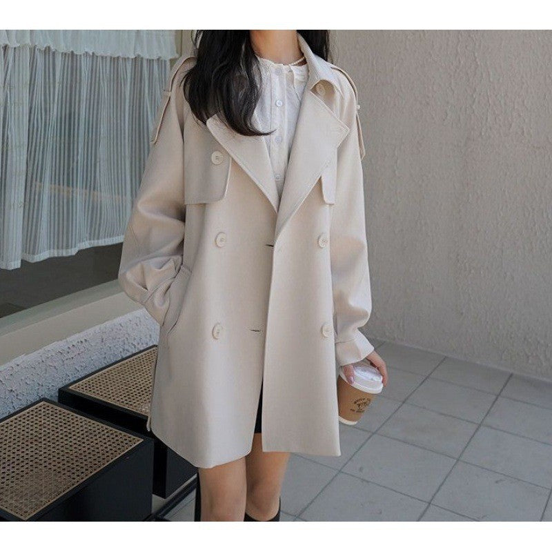 Damen Trenchcoat mit modischem Oversized-Schnitt und eleganten Details R&B
