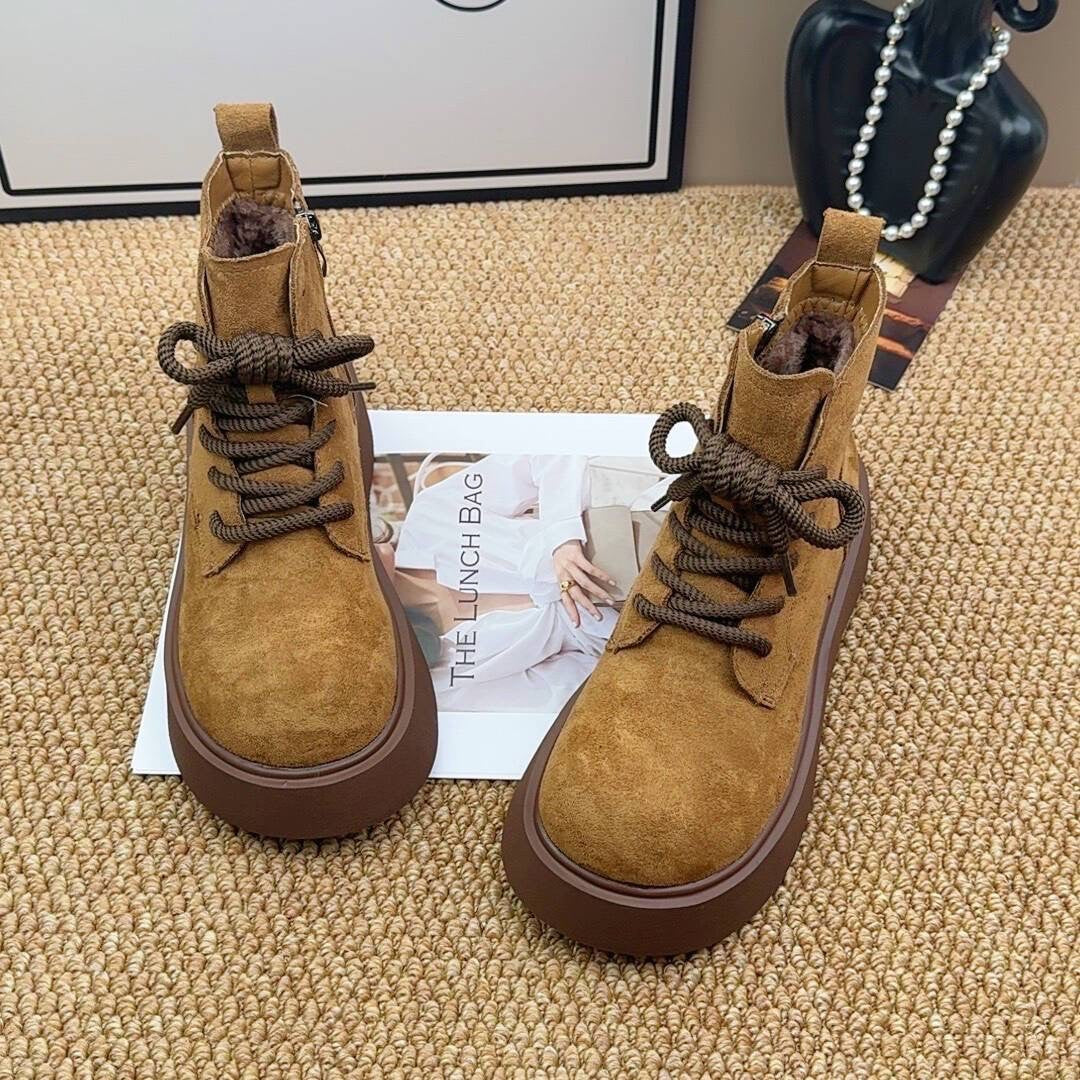 Damen Modische Stiefel mit robustem Profil und praktischer Reißverschlussöffnung