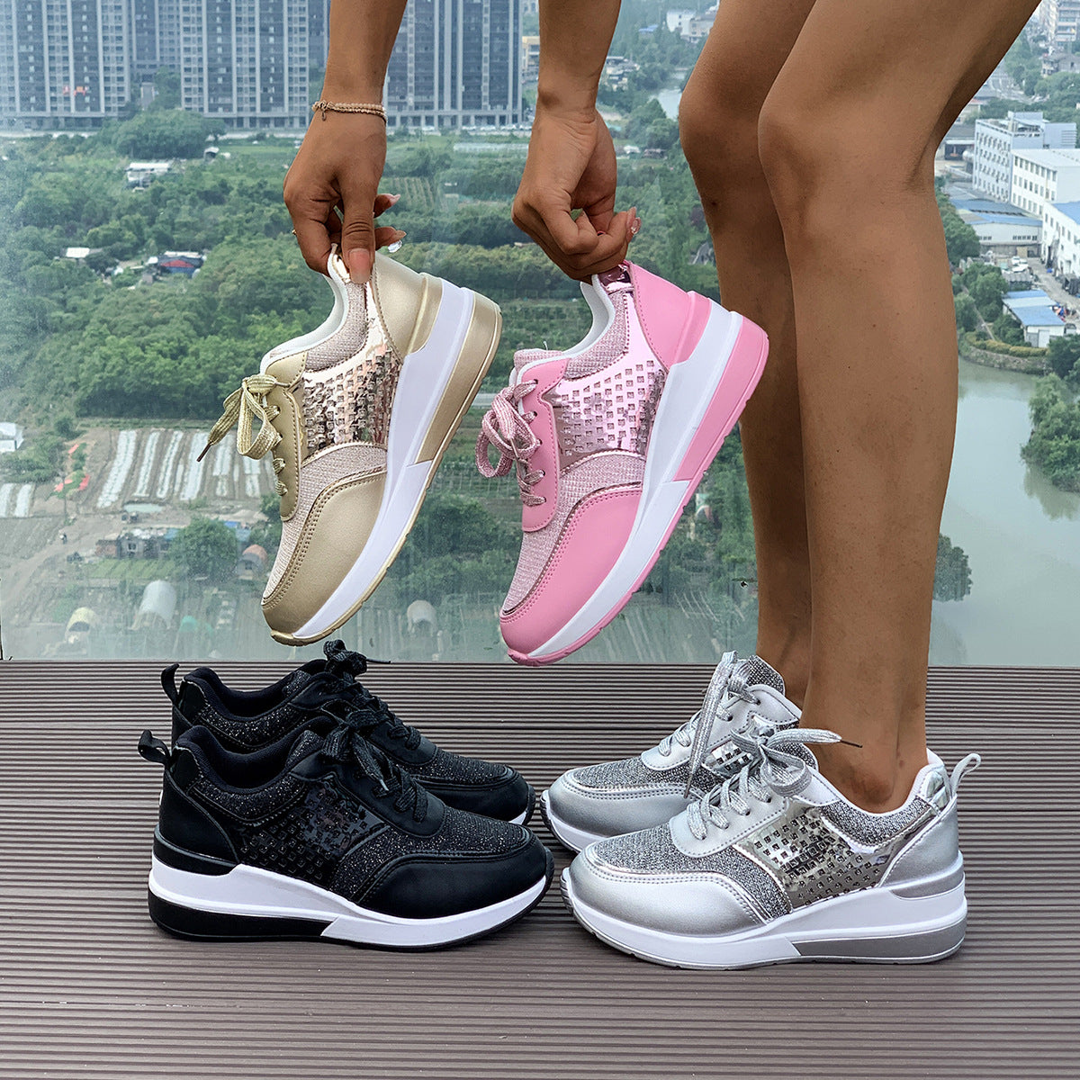 Damen Sportliche Sneakers mit modischem Metallic-Design und atmungsaktiven Einsätzen R&B