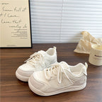 Damen Freizeit Sneakers mit hochwertigem Kunstleder-Obermaterial und dämpfender Sohle R&B