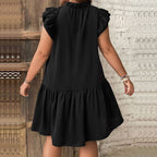 Damen Fließendes Sommerkleid mit verspielten Rüschendetails und praktischer Knopfleiste R&B