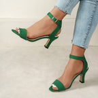 Damen Absatzsandalen mit verstellbarem Riemen und komfortablem Fußbett
