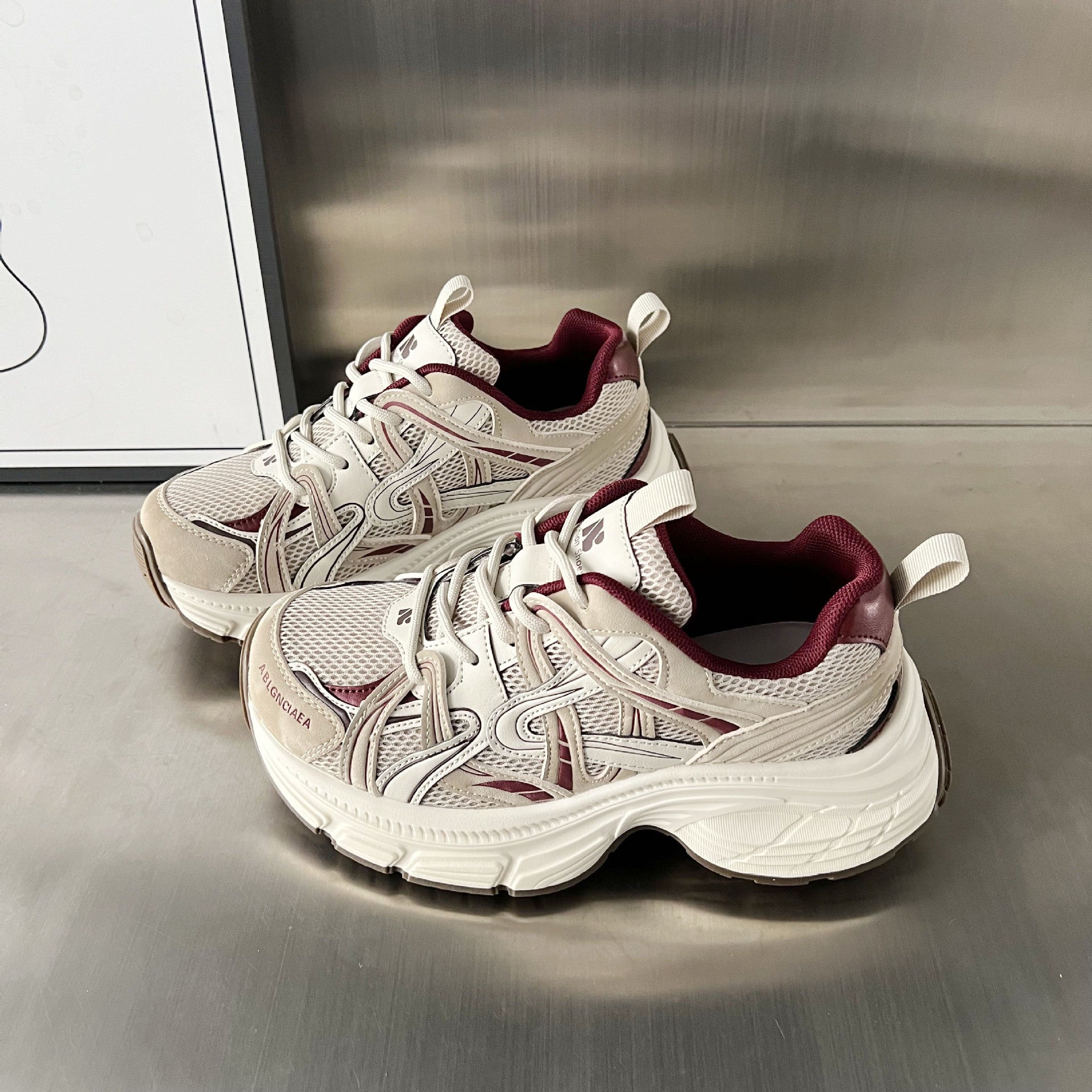 Damen Sportliche Lauf-Sneaker mit innovativer Dämpfungstechnologie und atmungsaktivem Obermaterial R&B