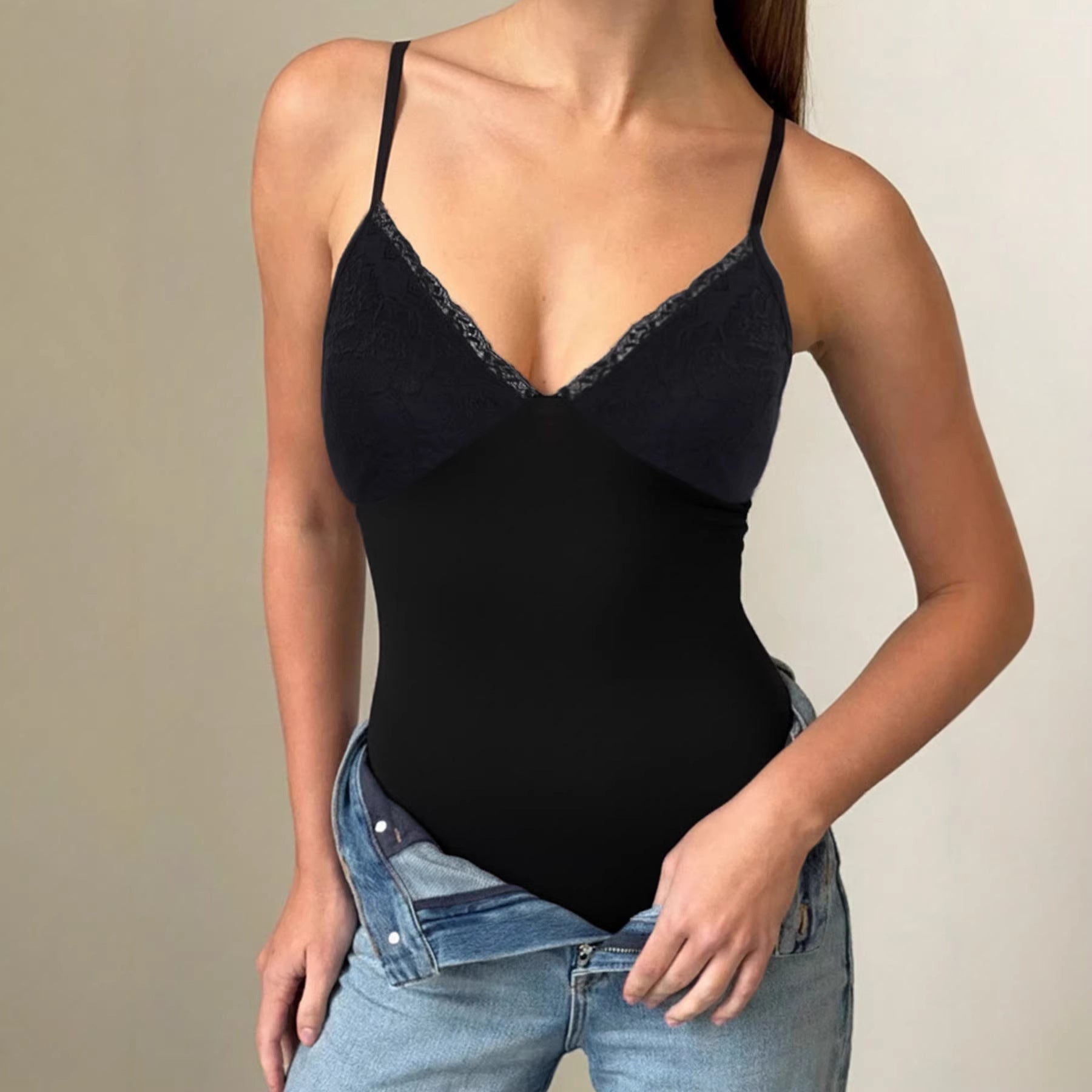 Damen eleganter Spitzen-Bodysuit mit feinen Trägern R&B