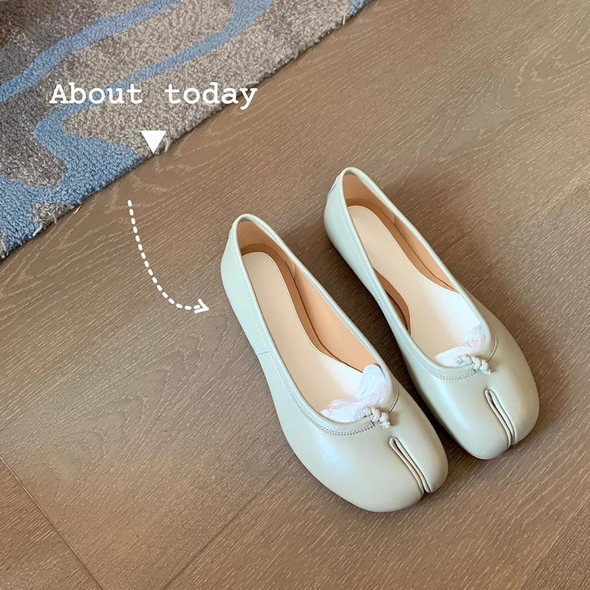 Damen Ballerinas mit glänzender Oberflächenstruktur und zierlicher Schleifenverzierung R&B