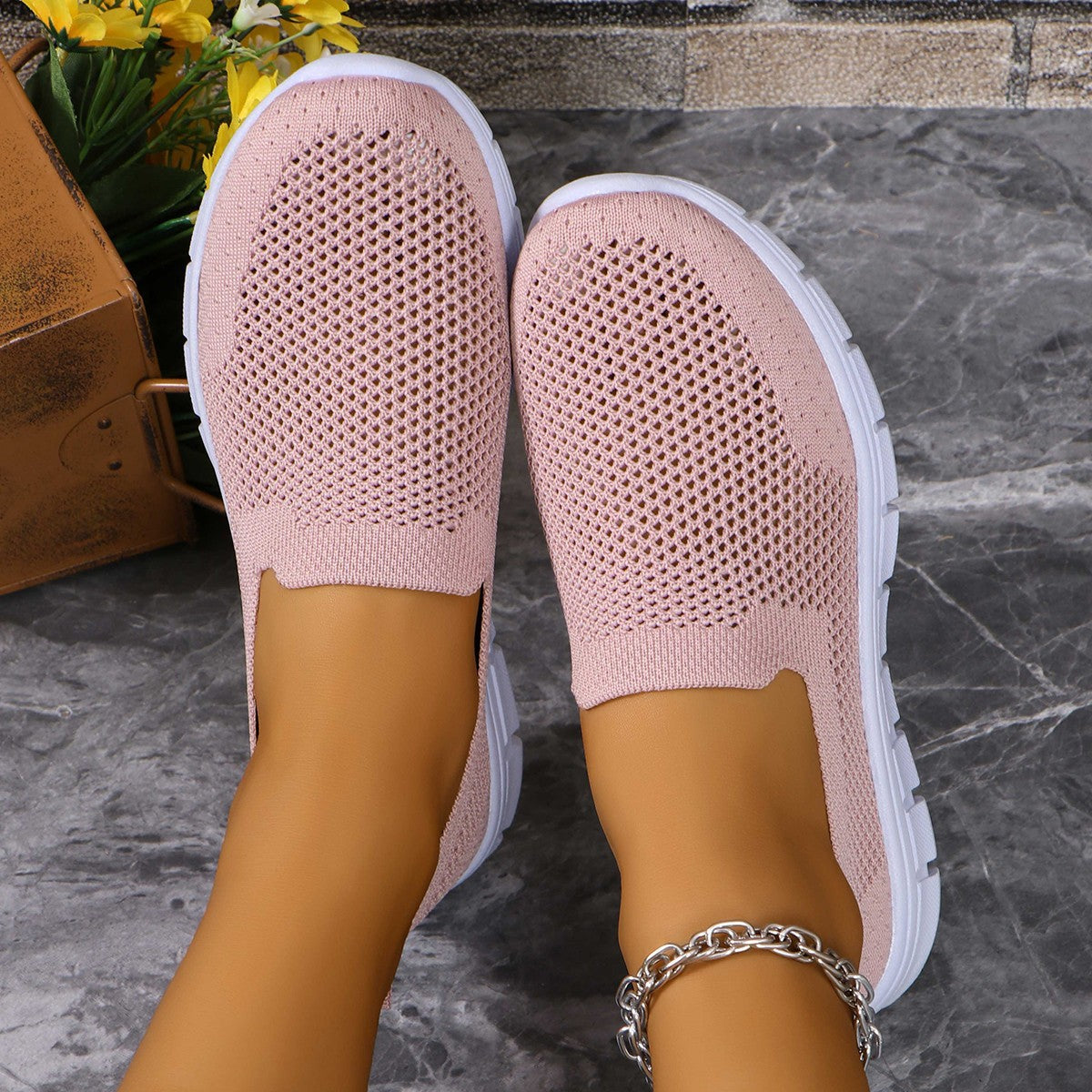 Damen Slip-On Freizeitschuhe mit atmungsaktiver Netzstruktur R&B