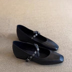 Damen elegante Ballerinas mit modischem Riemendetail und komfortablem Absatz