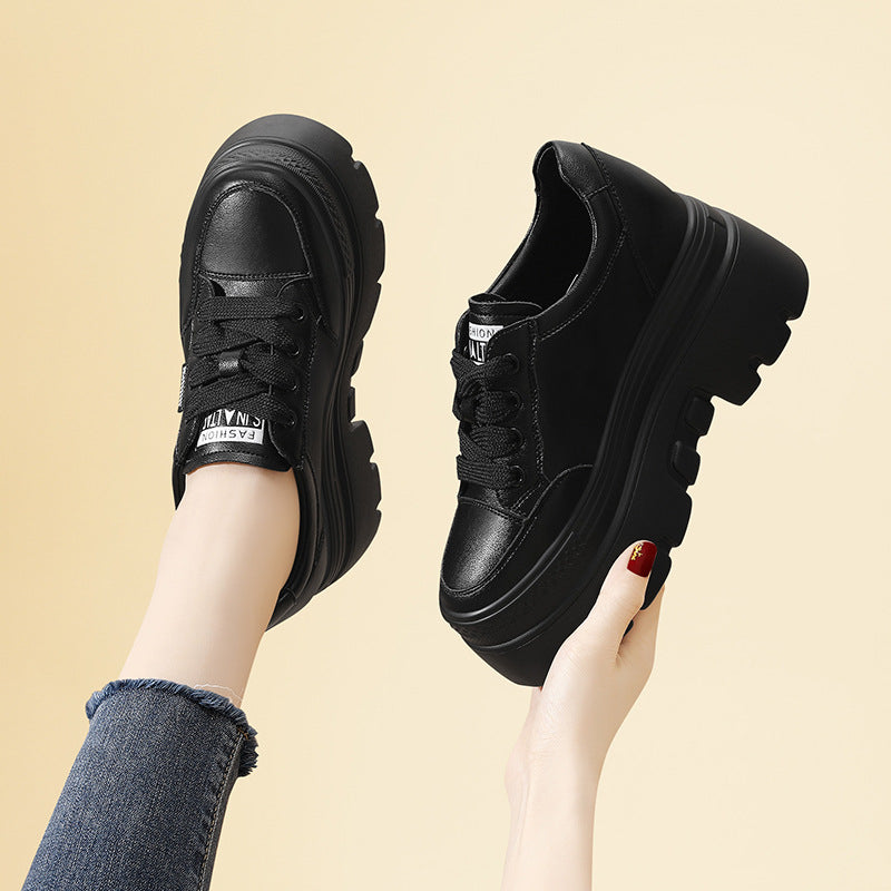 Damen Plateau-Sneaker mit rutschfester Sohle und modischer Schnürung R&B