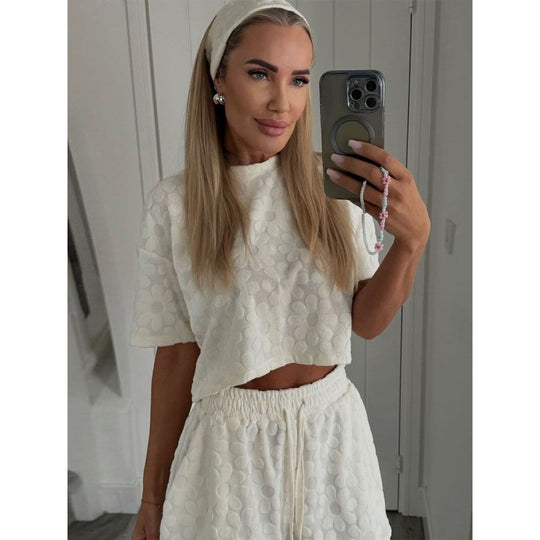 Damen Sportliches Zweiteiliges Set mit luftigen Shorts und T-Shirt R&B