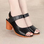 Damen Sandaletten mit perforierten Details und elegantem Blockabsatz R&B