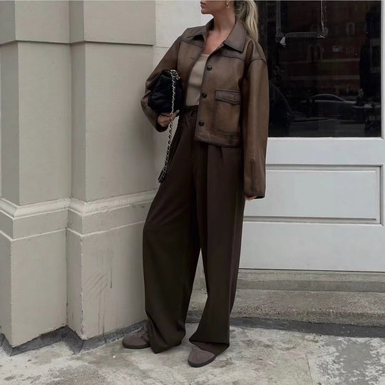 Damen Kunstlederjacke mit praktischen Taschen und modernem Schnitt R&B