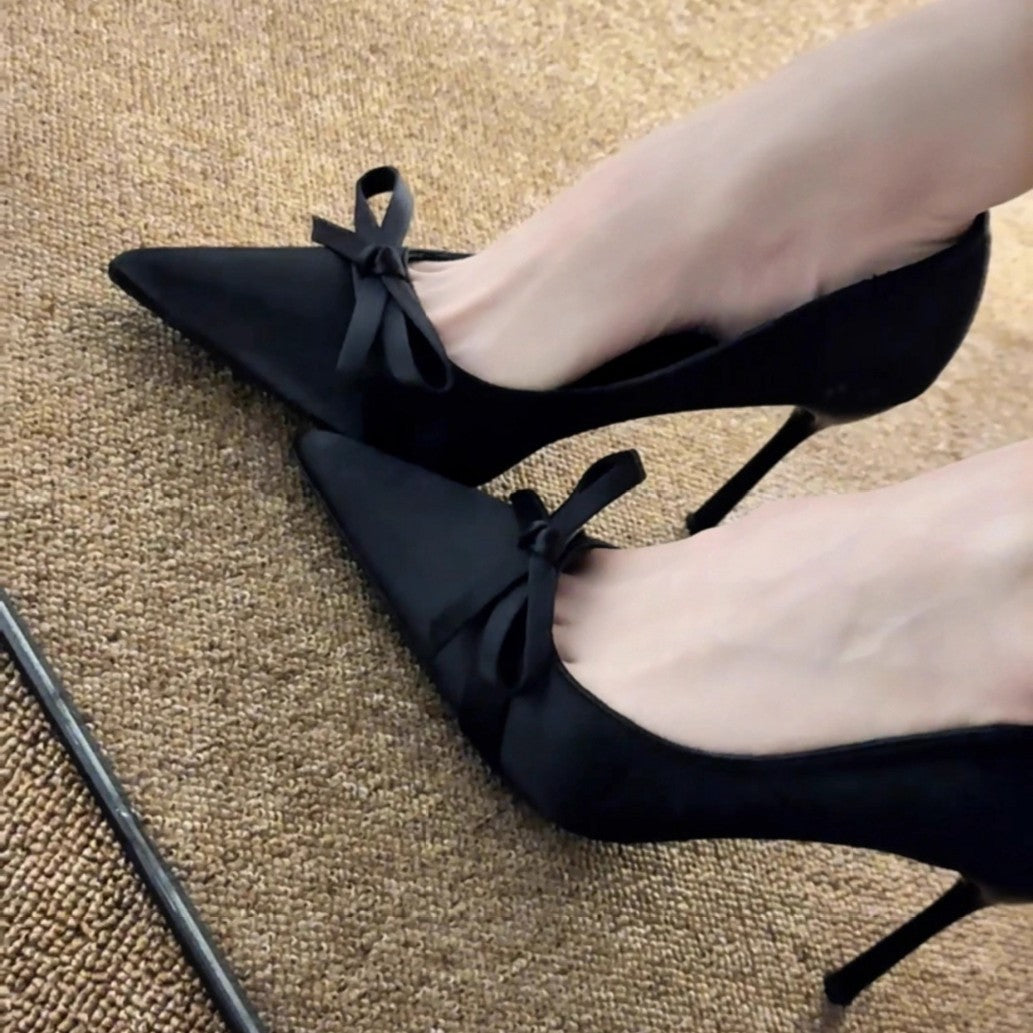 Damen elegante Pumps mit feinem Schleifen-Detail und spitzem Zehenbereich R&B