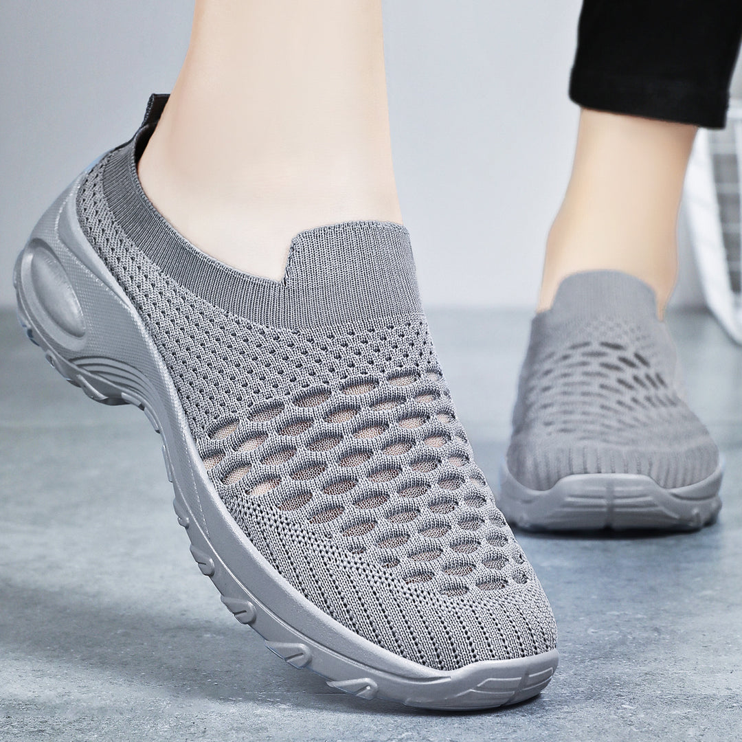 Damen Slip-On Sportschuhe mit atmungsaktivem Strickoberteil und flexibler Sohle R&B