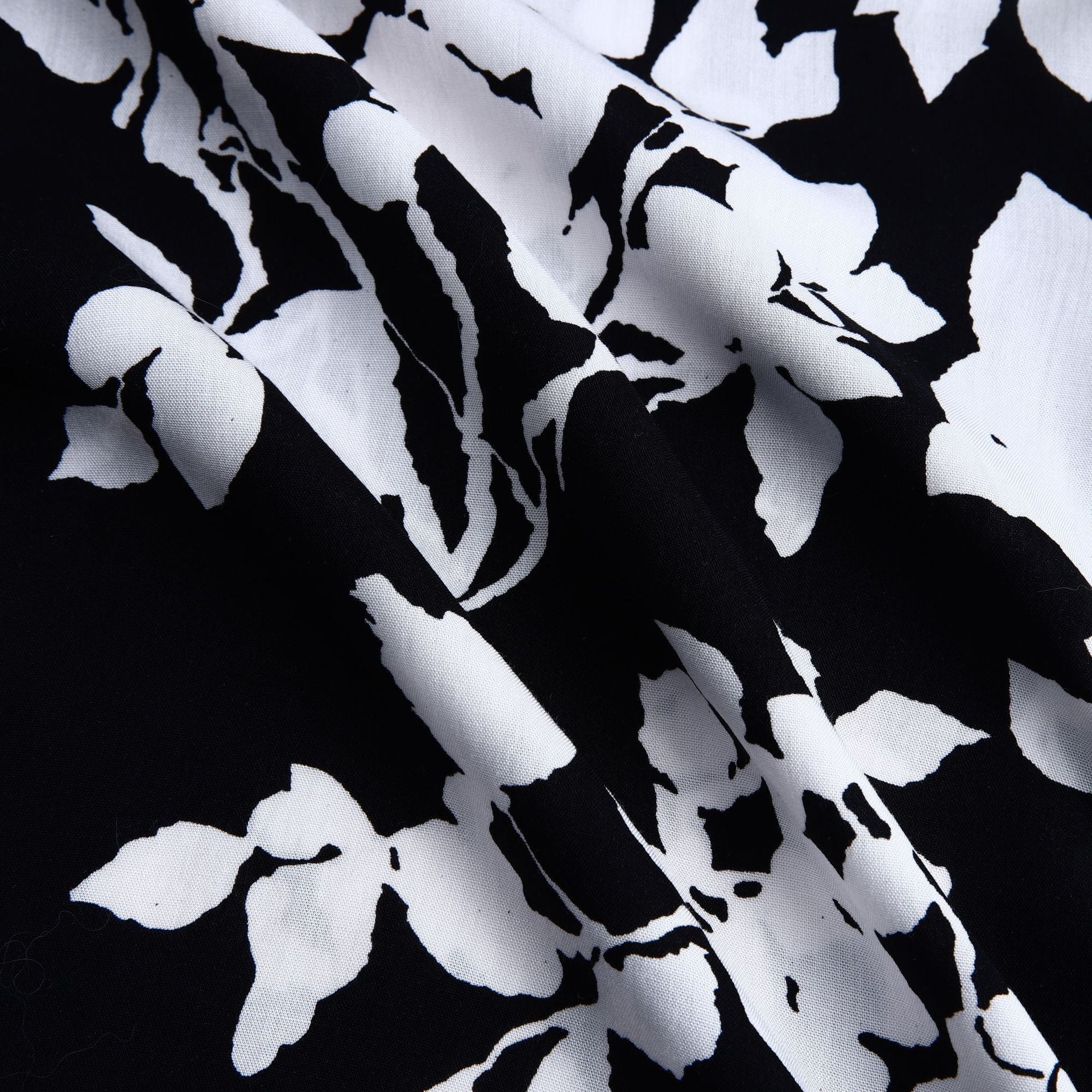 Damen Kurzarmhemd mit floralem Design und lässiger Passform