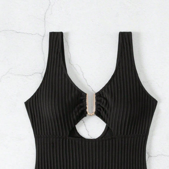Damen Einteiler Badeanzug mit modischen Cut-Outs und elegantem Ringdetail R&B