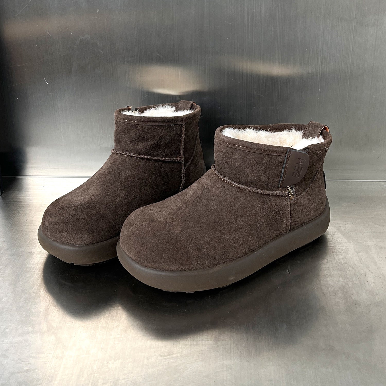 Damen kuschelige Winterstiefel aus weichem Wildleder mit warmem Innenfutter R&B